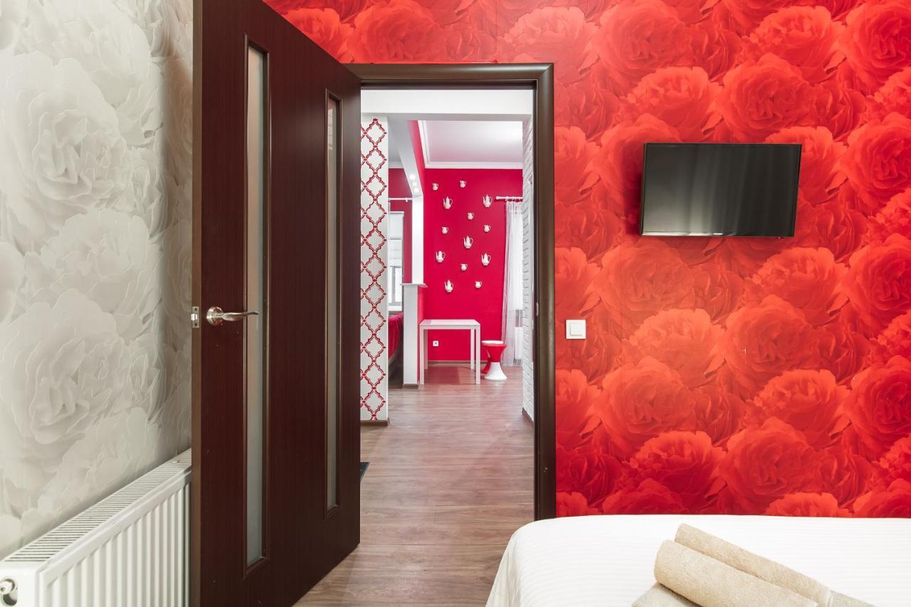 Modern Apartment In The City Center In A New Building Одеса Екстериор снимка
