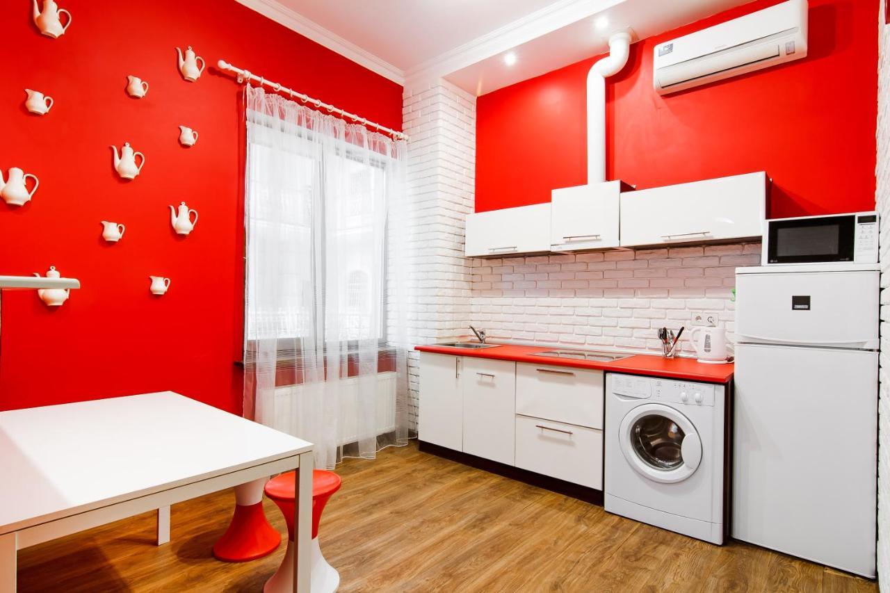 Modern Apartment In The City Center In A New Building Одеса Екстериор снимка