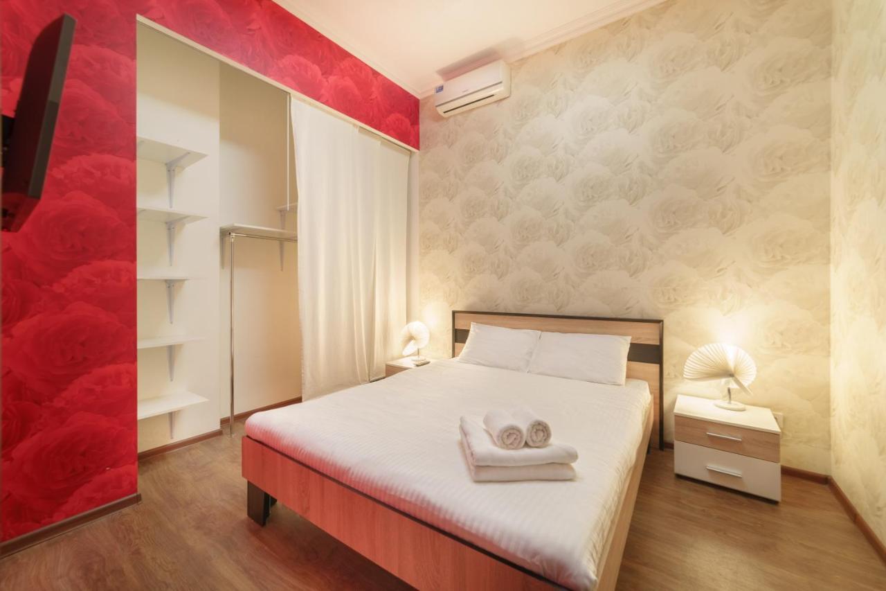 Modern Apartment In The City Center In A New Building Одеса Екстериор снимка